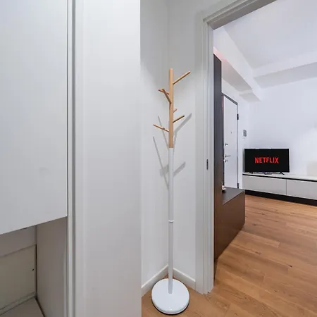 Apartment Casa Veronica In Via Leoncino Verona